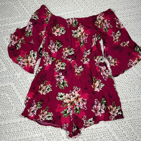 NWT Express Romper Floral Hawaiian Resort Beach Tropical Off Shoulder Size XL - Picture 7 of 9